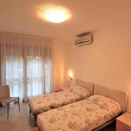 Pineta Palace Apartment